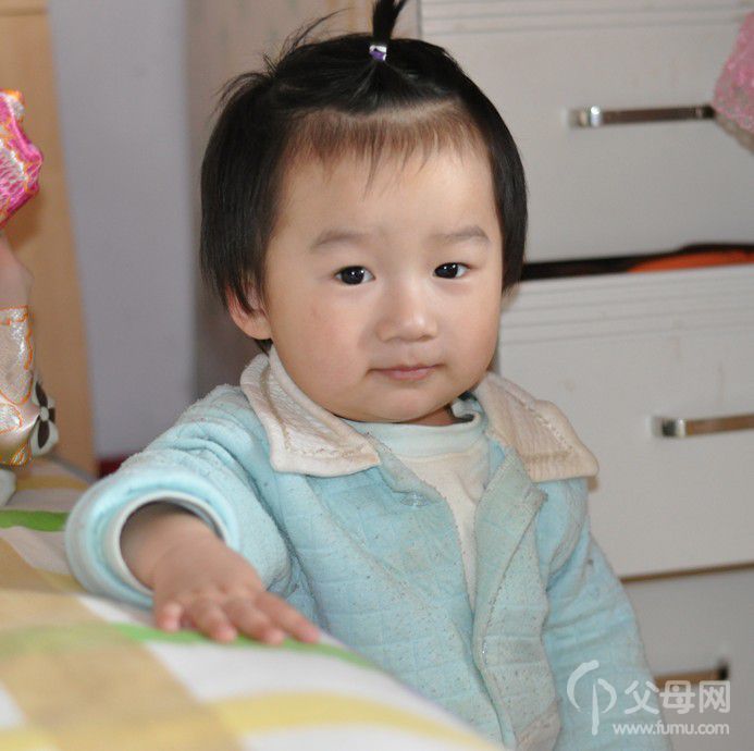 男生头顶扎辫子发型_男生长发扎辫子发型,男生