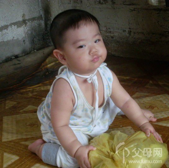 【男生女生大反串】+图图的男儿装